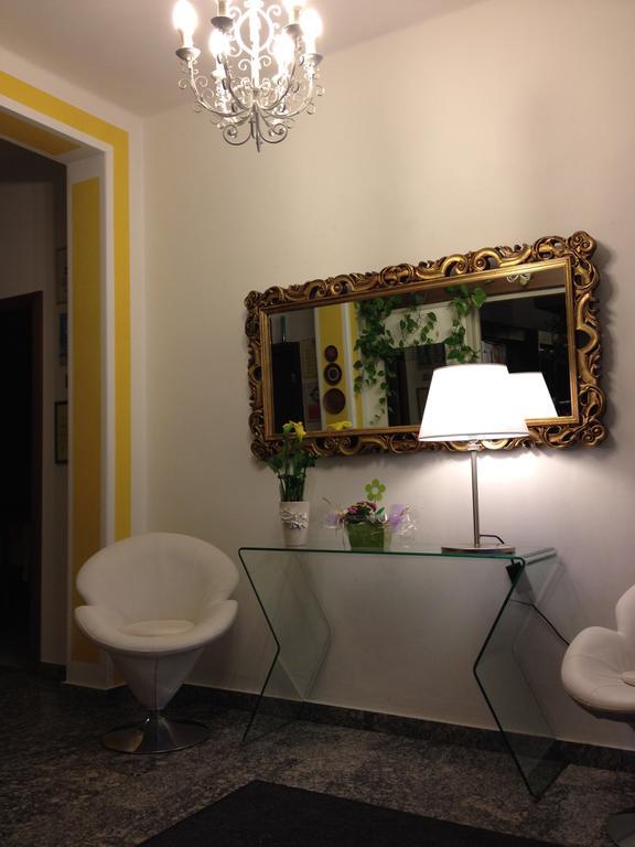 Hotel Vienna Senigallia Bagian luar foto