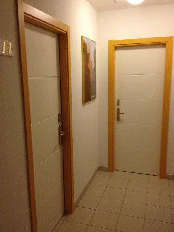 Hotel Vienna Senigallia Bagian luar foto